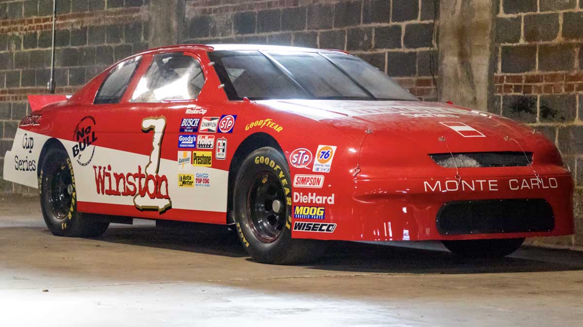 Прототип гоночного автомобиля NASCAR выставлен на аукцион